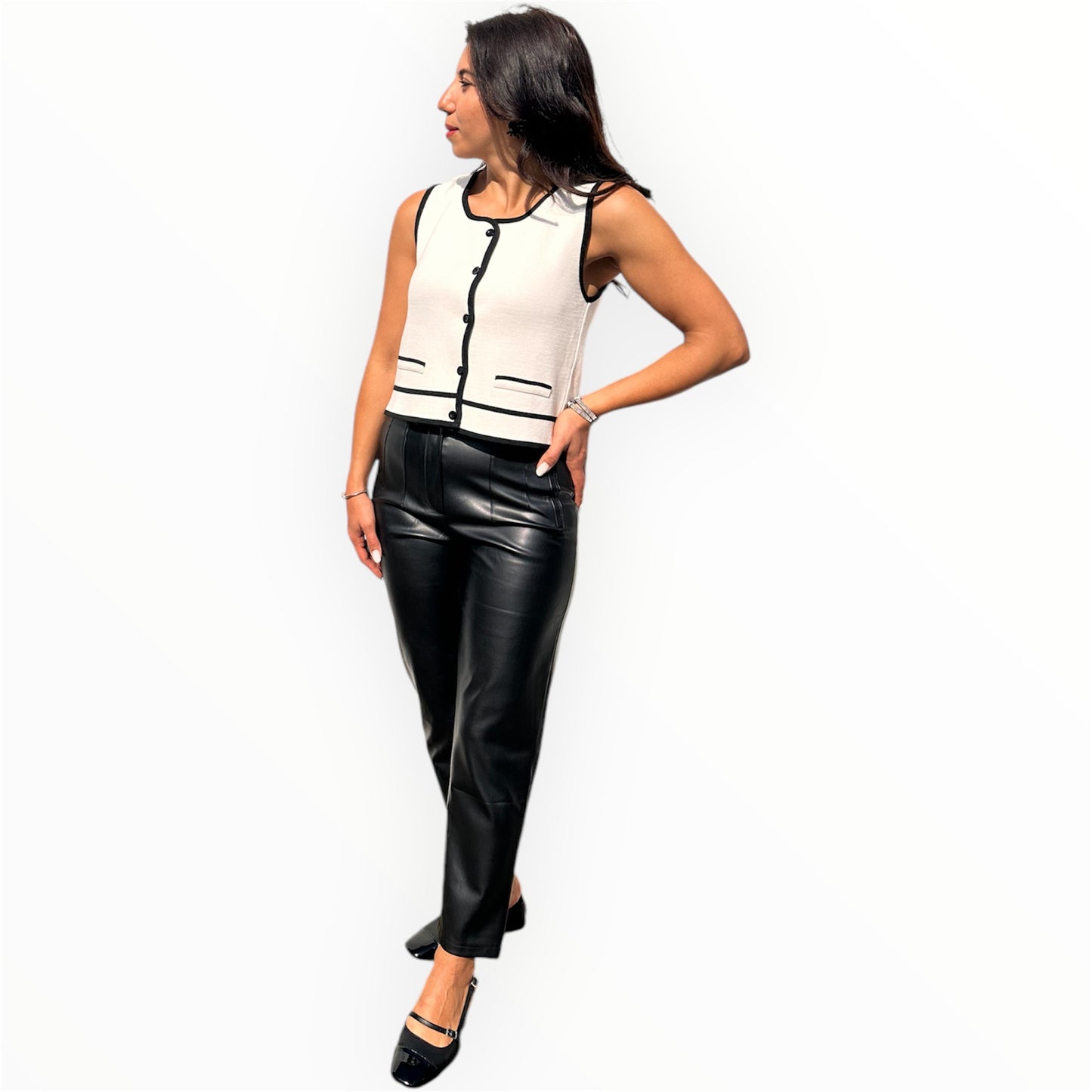 High waist, leather trousers - Black