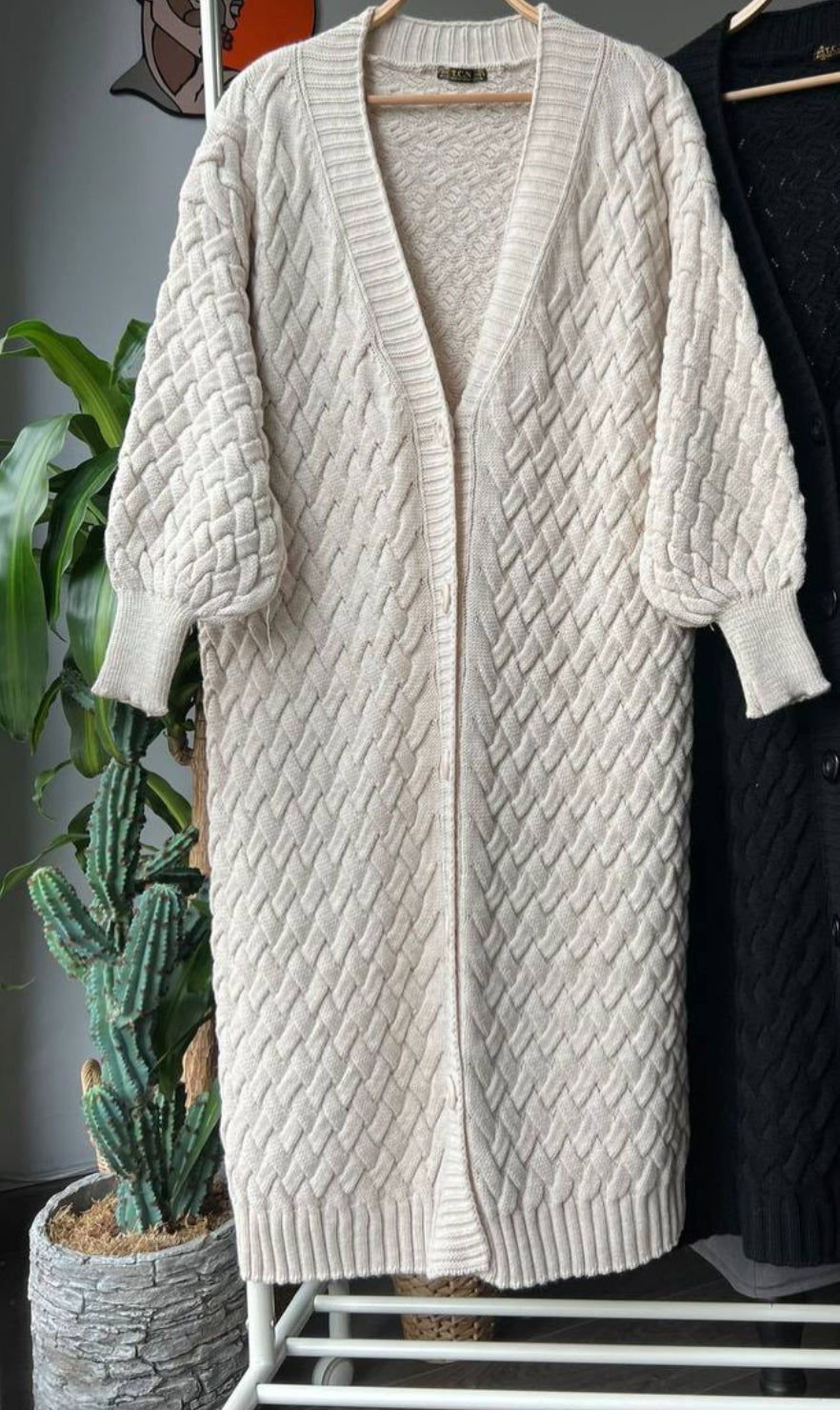 Long Knitted cardigan - off white