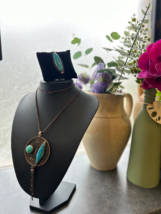 Handmade blue natural stone copper necklace and copper bangle set