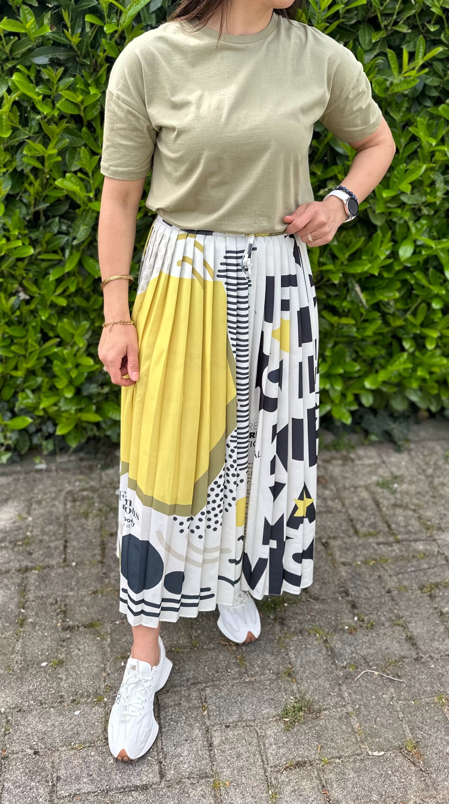 Sunny Patterned Elastic Pleated Skirt