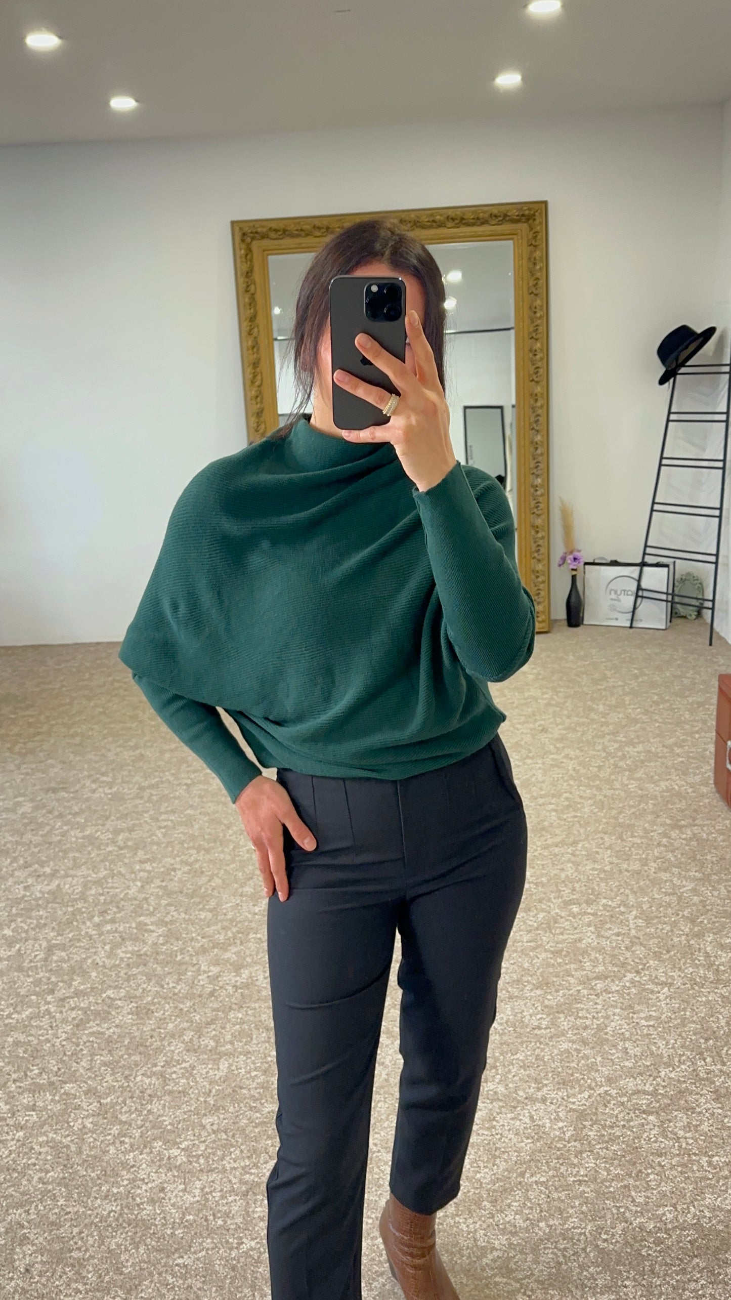 Batwing sleeve, knit sweater, solid color - Emerald green