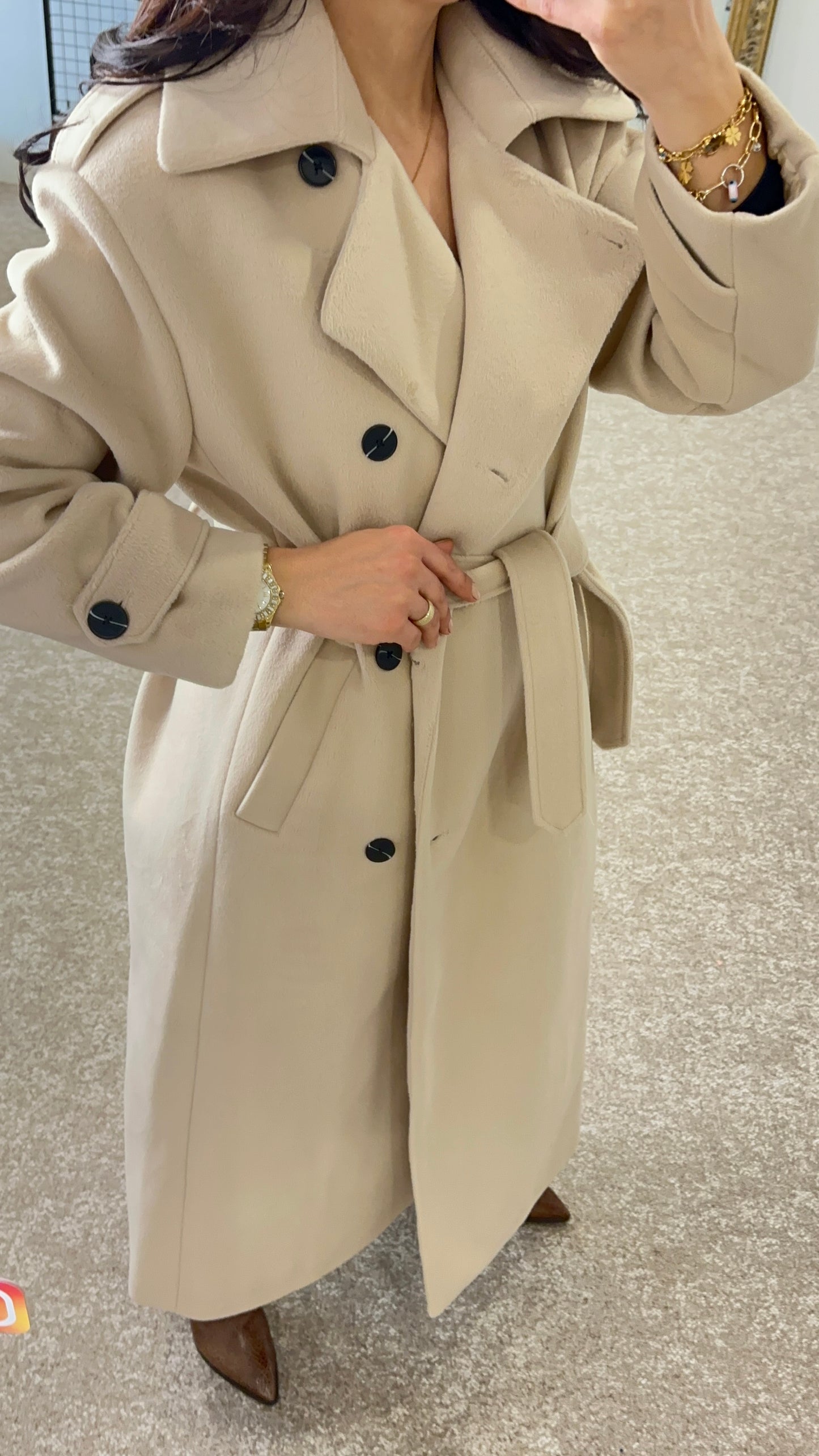 Luxury, epaulette sleeve, wool and cotton beige coat