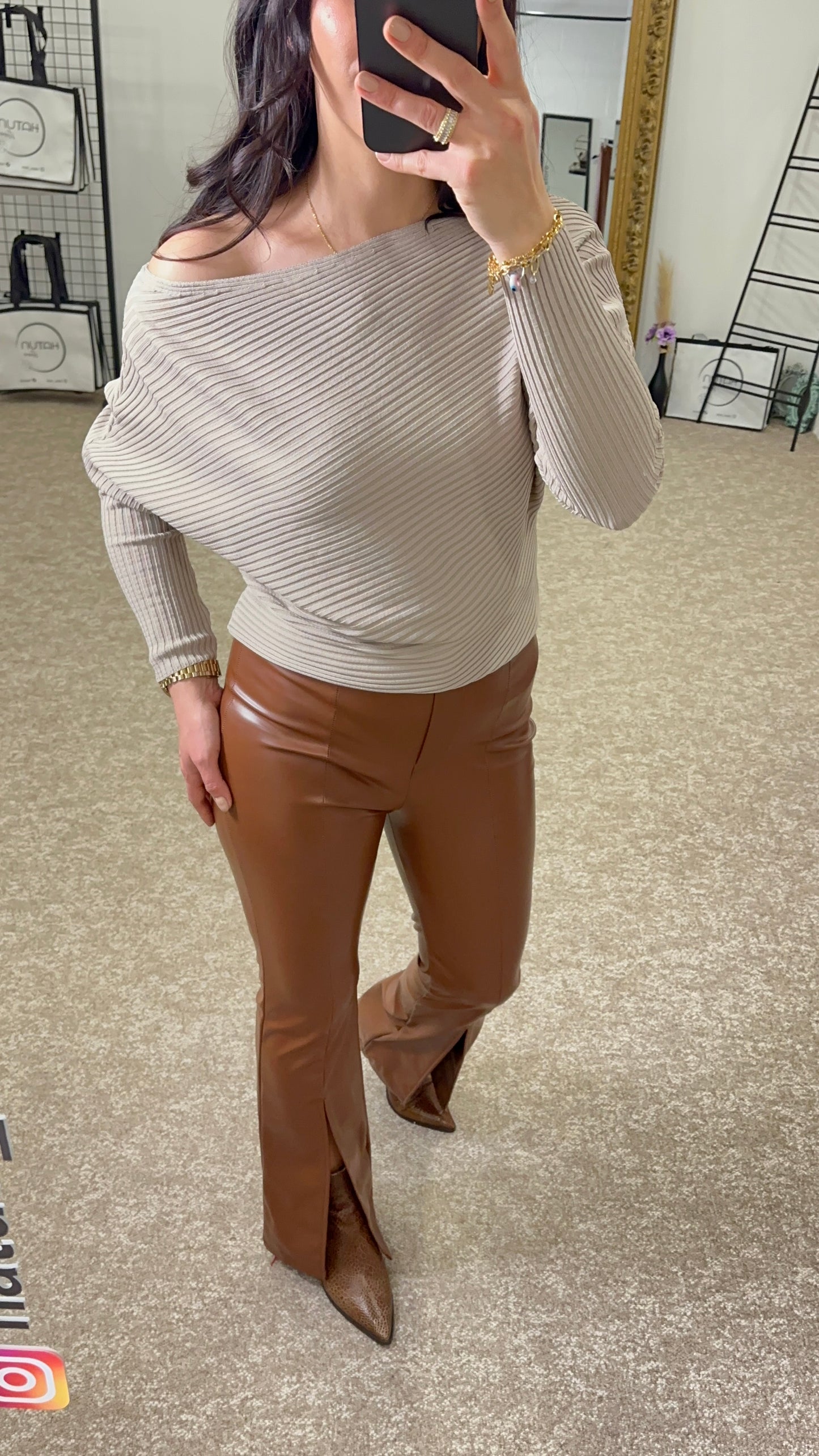 Leather Trousers slit on the leg -Brown