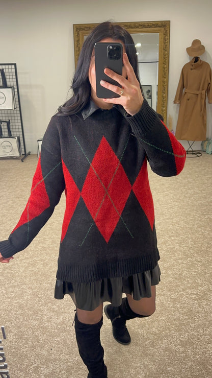 Argyle Sweater  Oversize - Black & Red