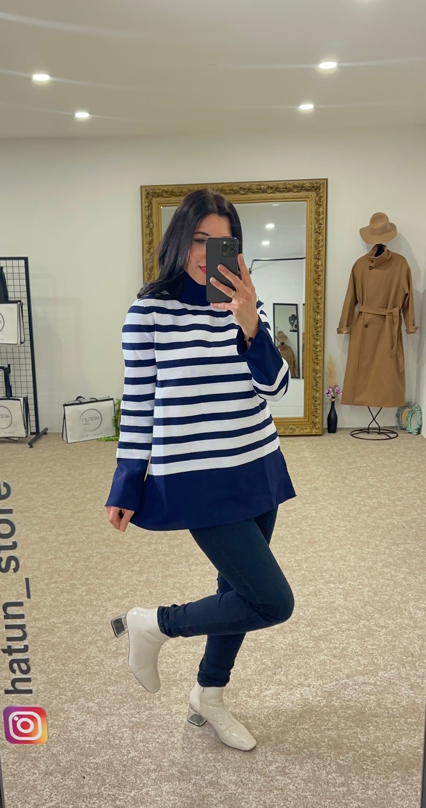 Striped knit sweater, Long sleeve- Navy Blue