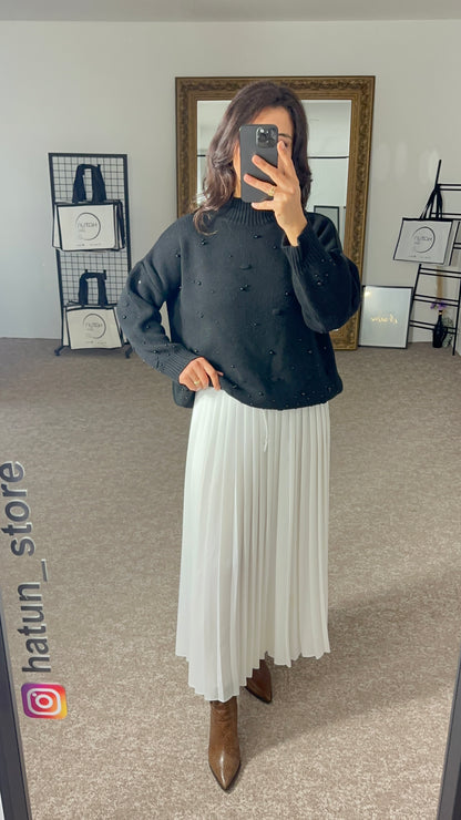 White Elastic Pleated Long Skirt