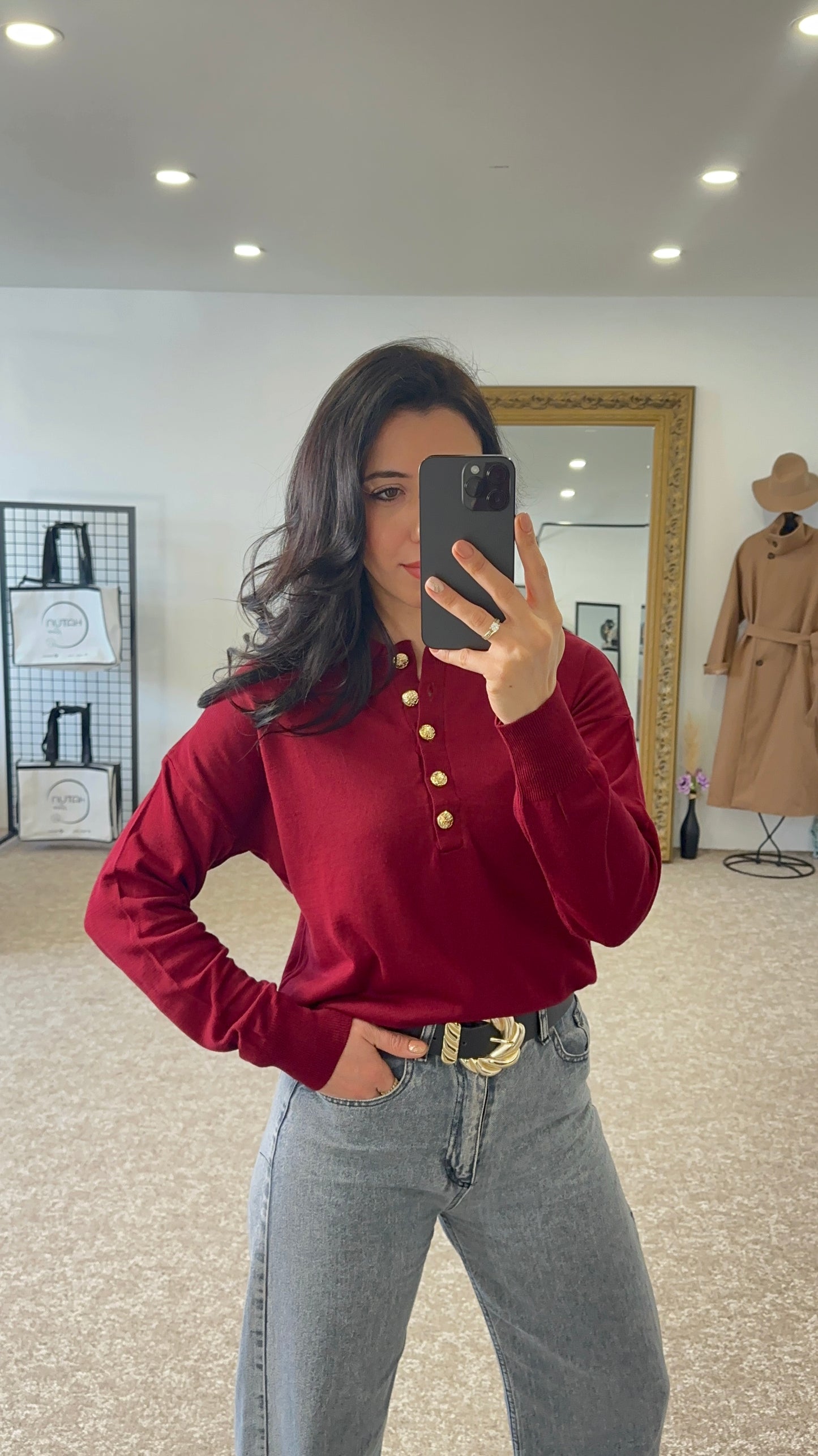 Polo neck sweater with gold button - Burgundy