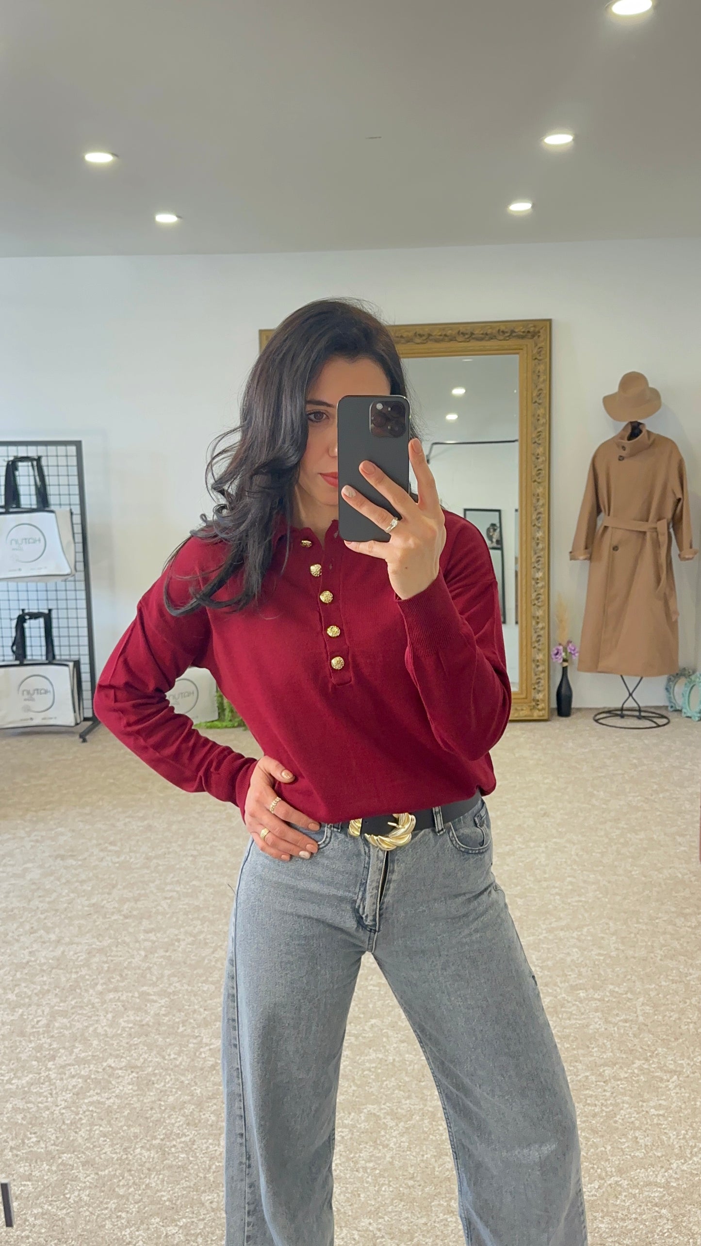 Polo neck sweater with gold button - Burgundy