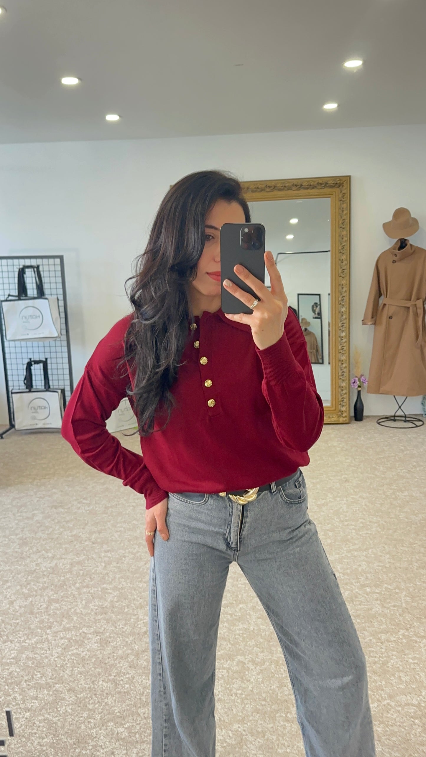 Polo neck sweater with gold button - Burgundy