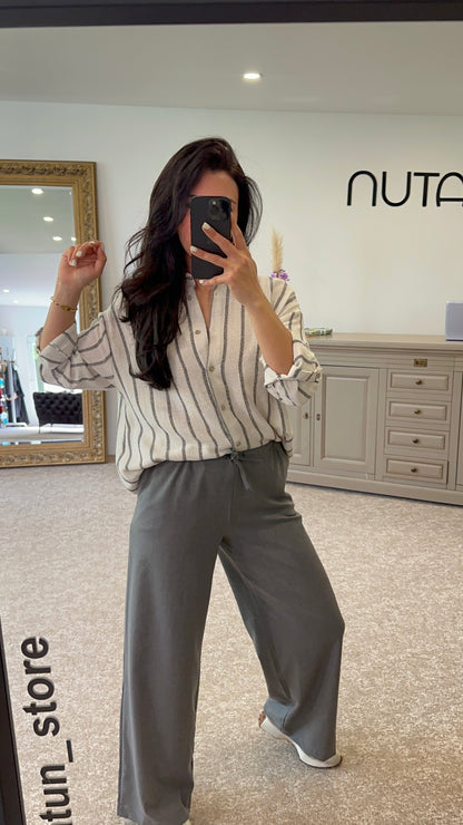 Gray wide leg trousers