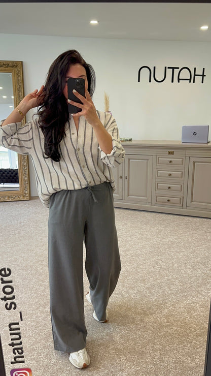 Gray wide leg trousers