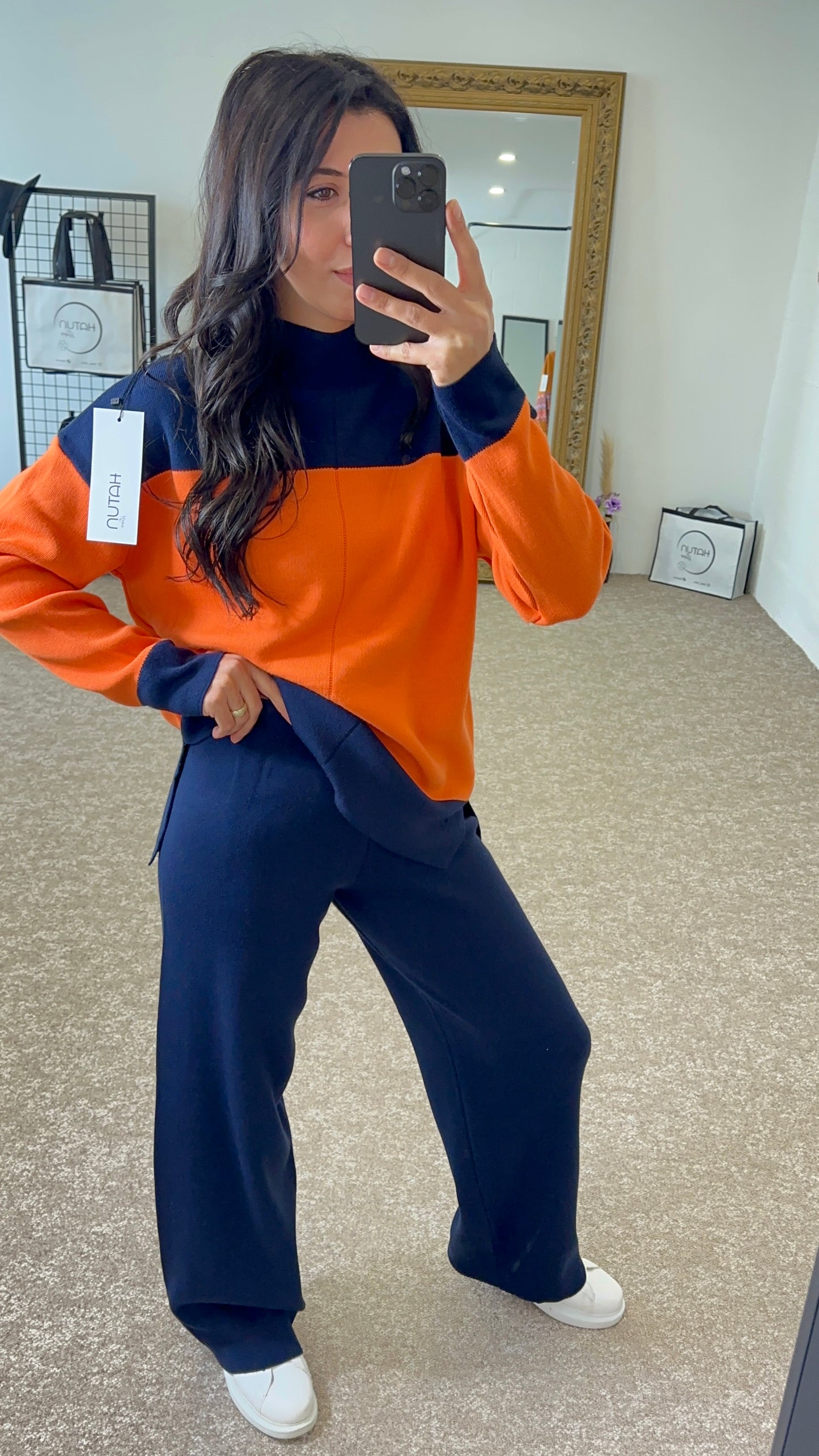 Comfy Pakje Orange - Navy Blue