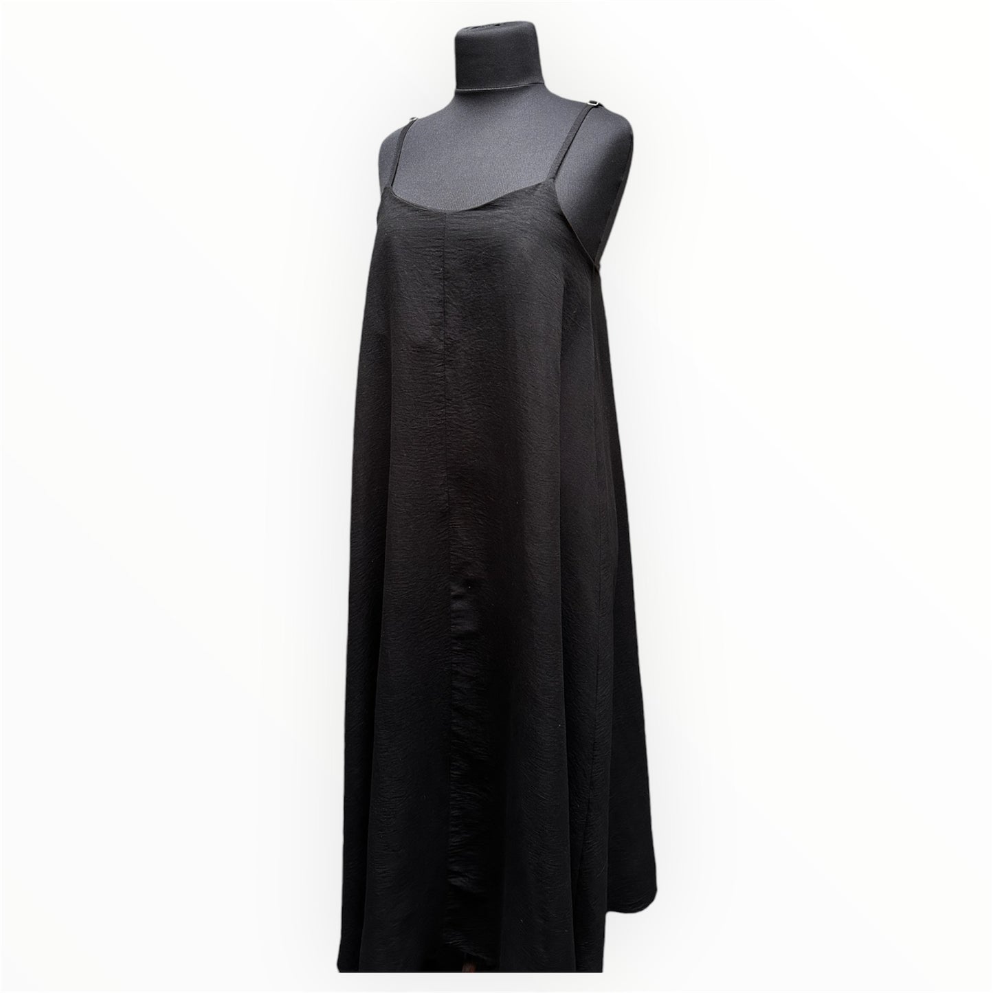 Serene Flow Maxi dress - black