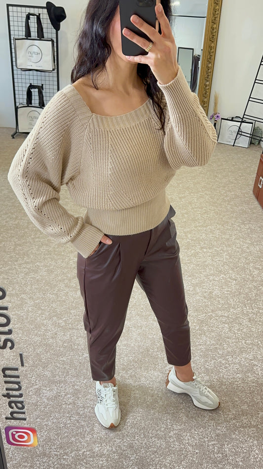 U- Neck Beige Sweater Off-Shoulder