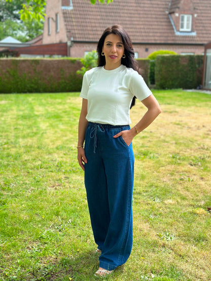 NEW White basic T-shirt, Round neck short sleeve