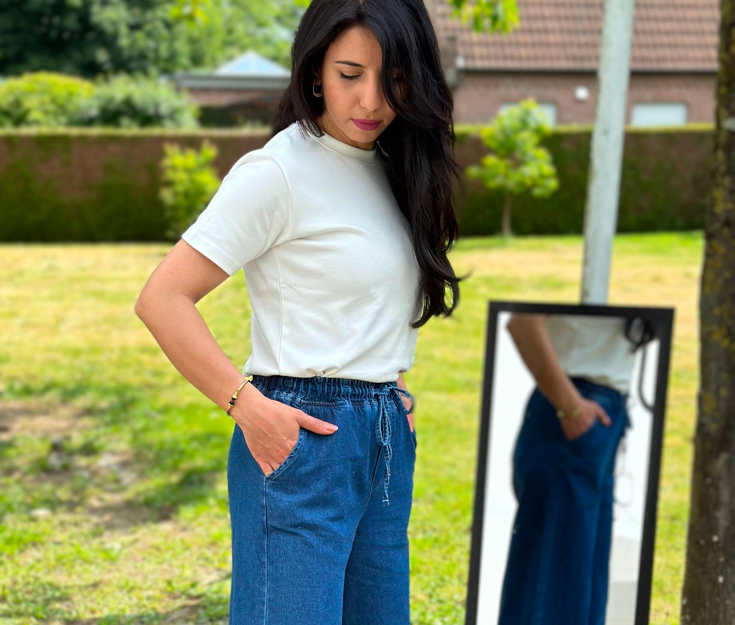 NEW White basic T-shirt, Round neck short sleeve