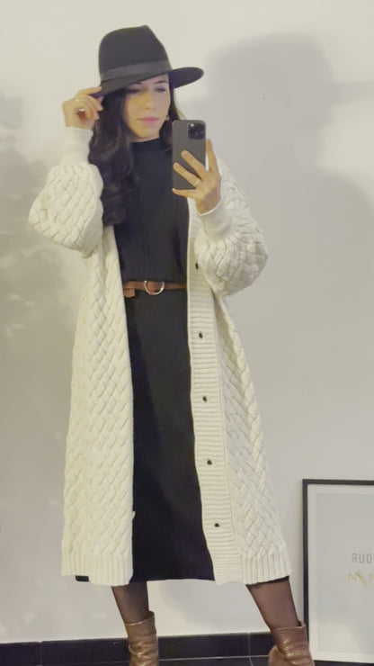 Long Knitted cardigan - off white