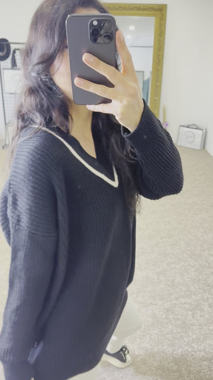 Knit Sweater V-Neck Black