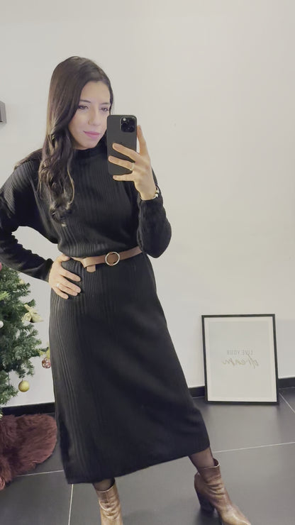 Stylish knitwear dress ~ Black