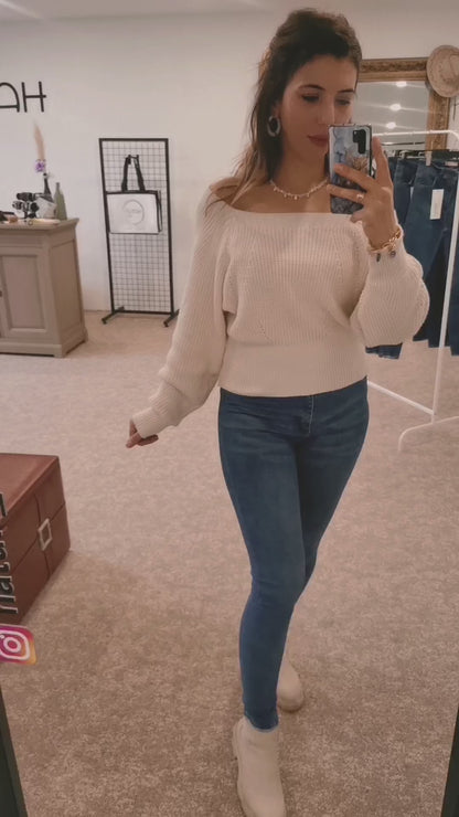 U- Neck White Sweater Off-Shoulder